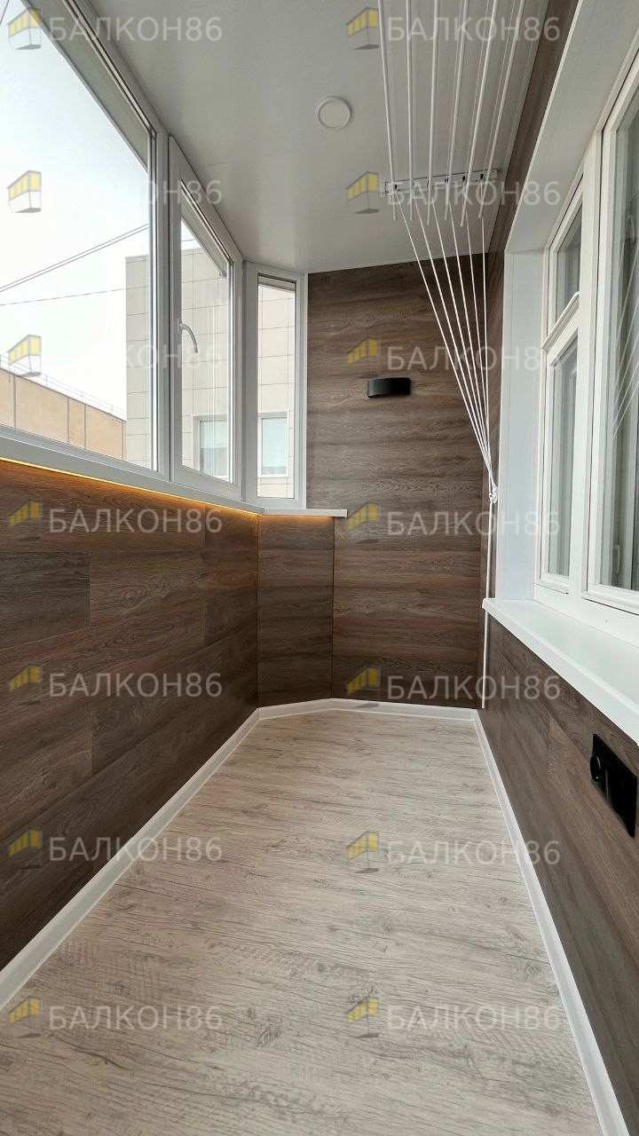 Отделка балкона в Сургуте